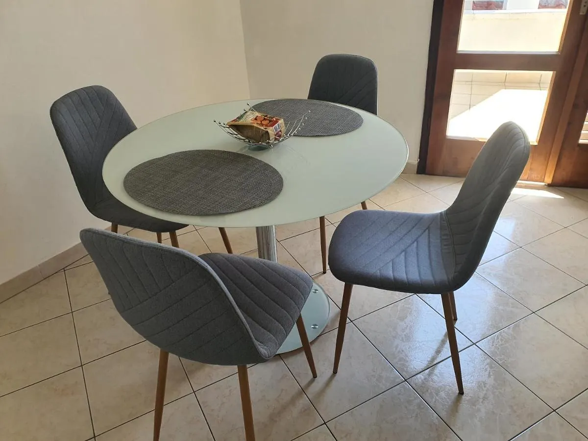 Apartmani Kosuljandic Crikvenica 0*,  Croatia