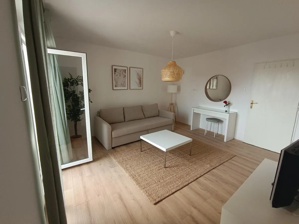 Apartmani Kosuljandic Crikvenica 0*,  Croatia